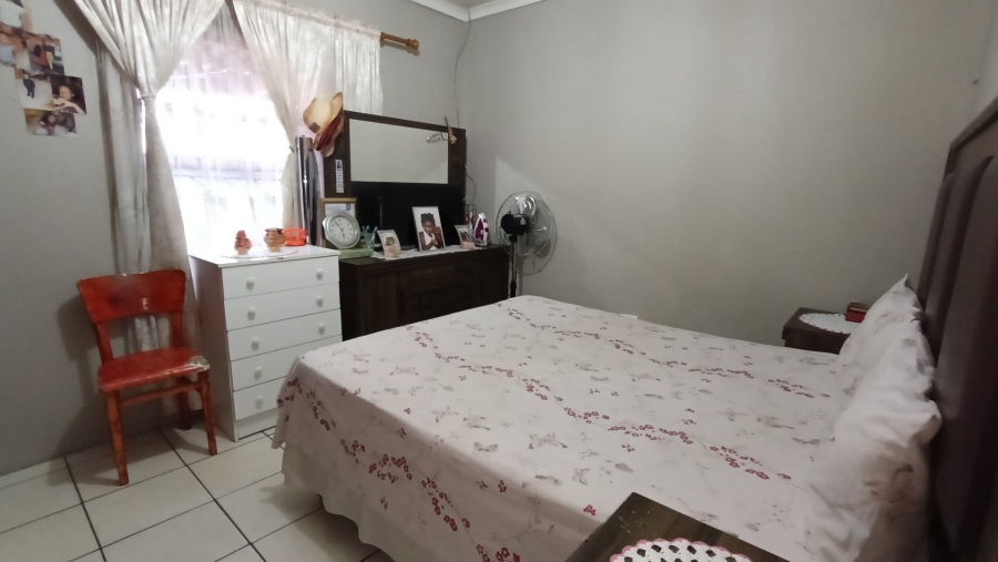 To Let 3 Bedroom Property for Rent in Highbury Park Western Cape